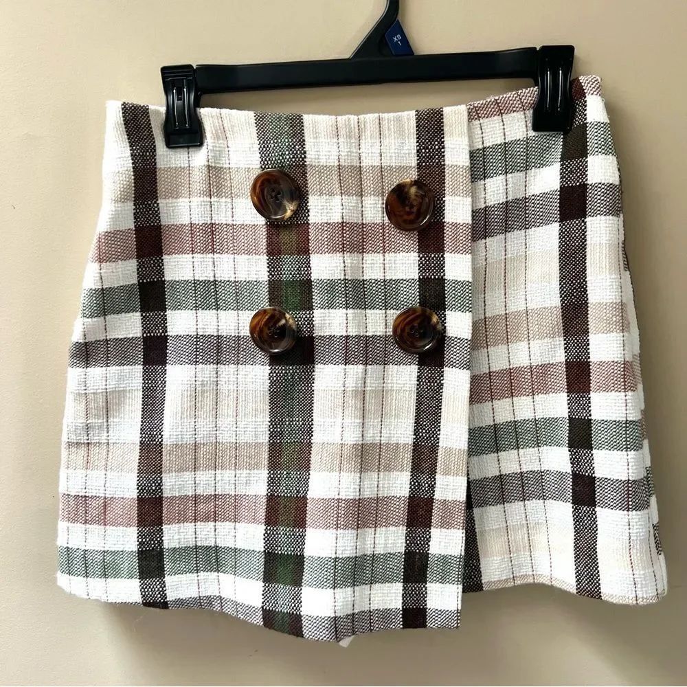 Versona wool blend striped skort. Size 6/8